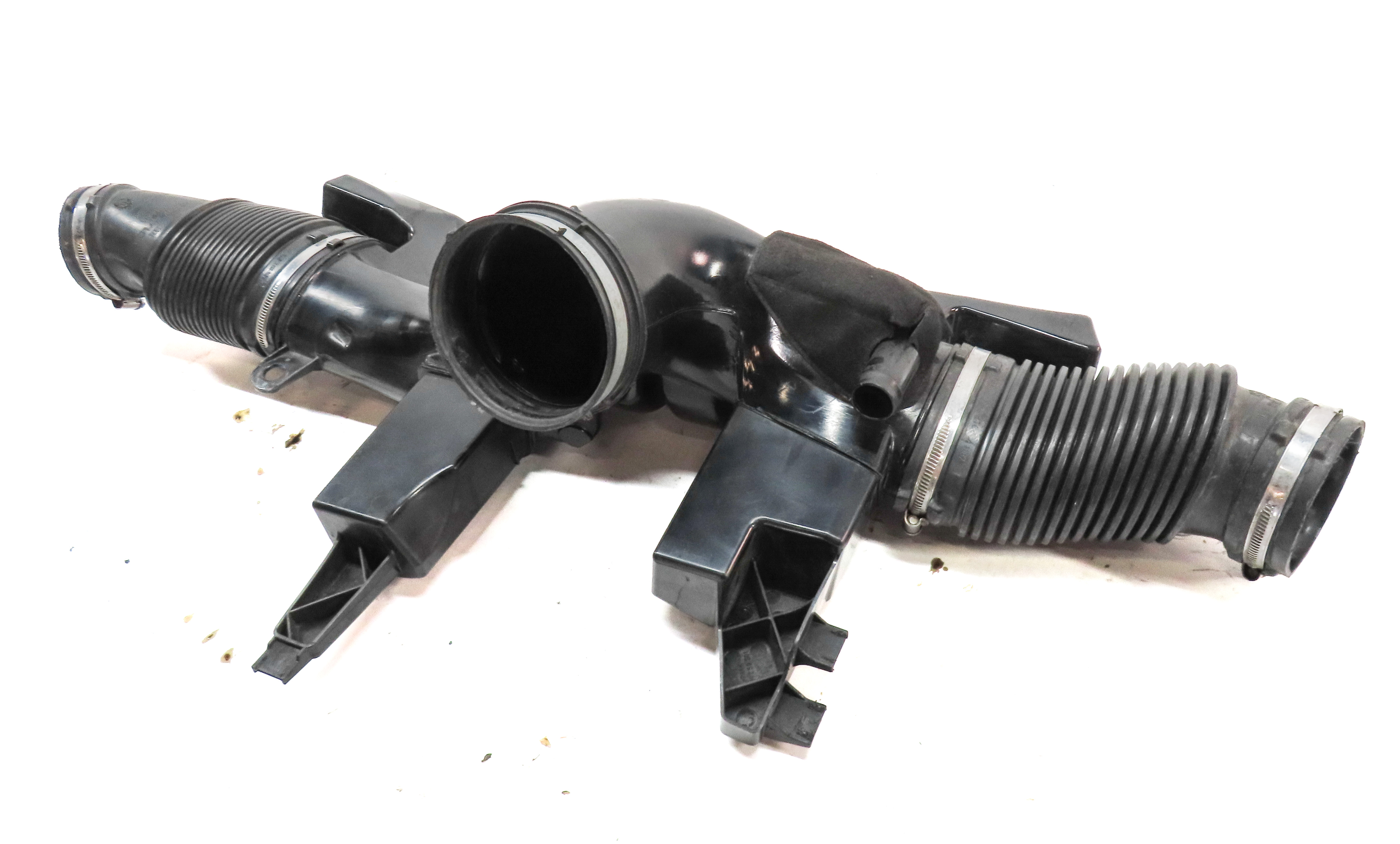 2014 RANGE ROVER SPORT (L494) 3.0L SUPER ENGINE AIR CLEANER RESONATOR TUBE PIPE — exact item pictured